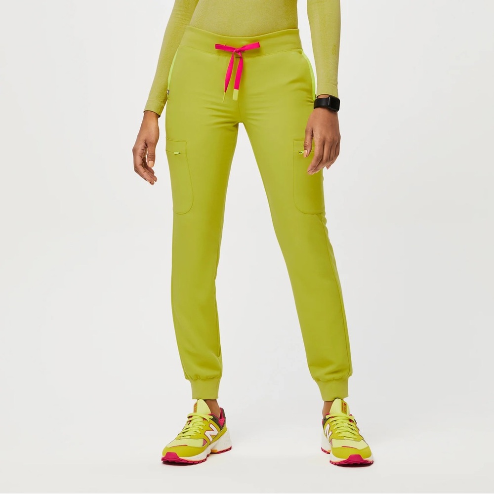 Figs Muoy Jogger Pants!